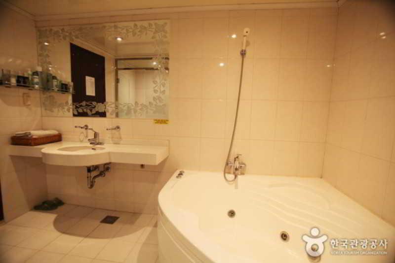 Hotel Noblesse, Yeoksam Seul Exterior foto