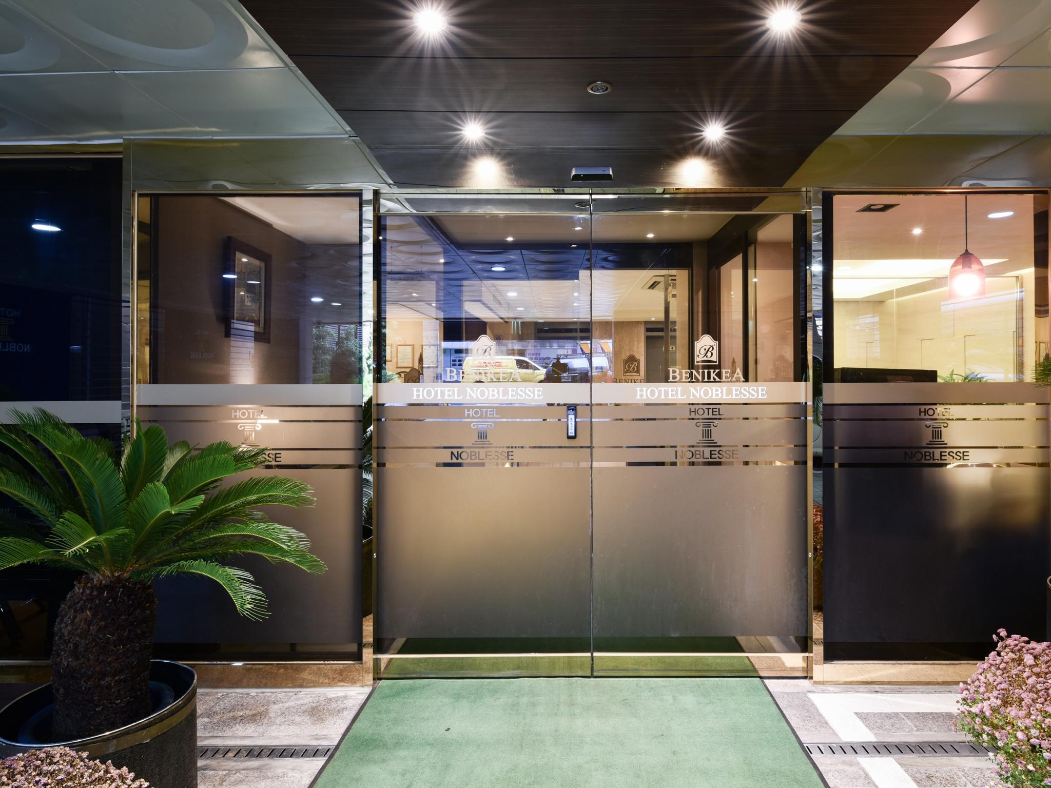 Hotel Noblesse, Yeoksam Seul Exterior foto
