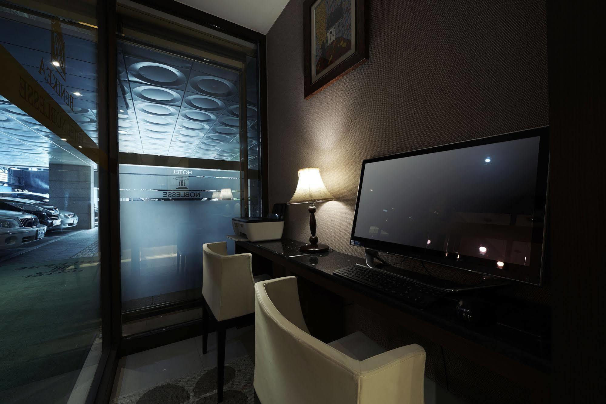 Hotel Noblesse, Yeoksam Seul Exterior foto