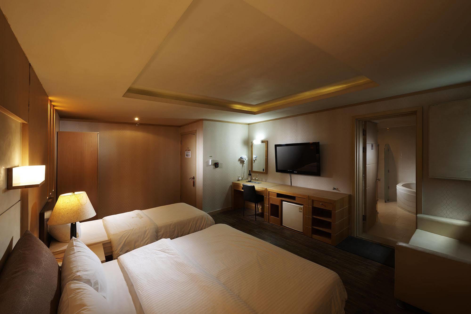 Hotel Noblesse, Yeoksam Seul Exterior foto