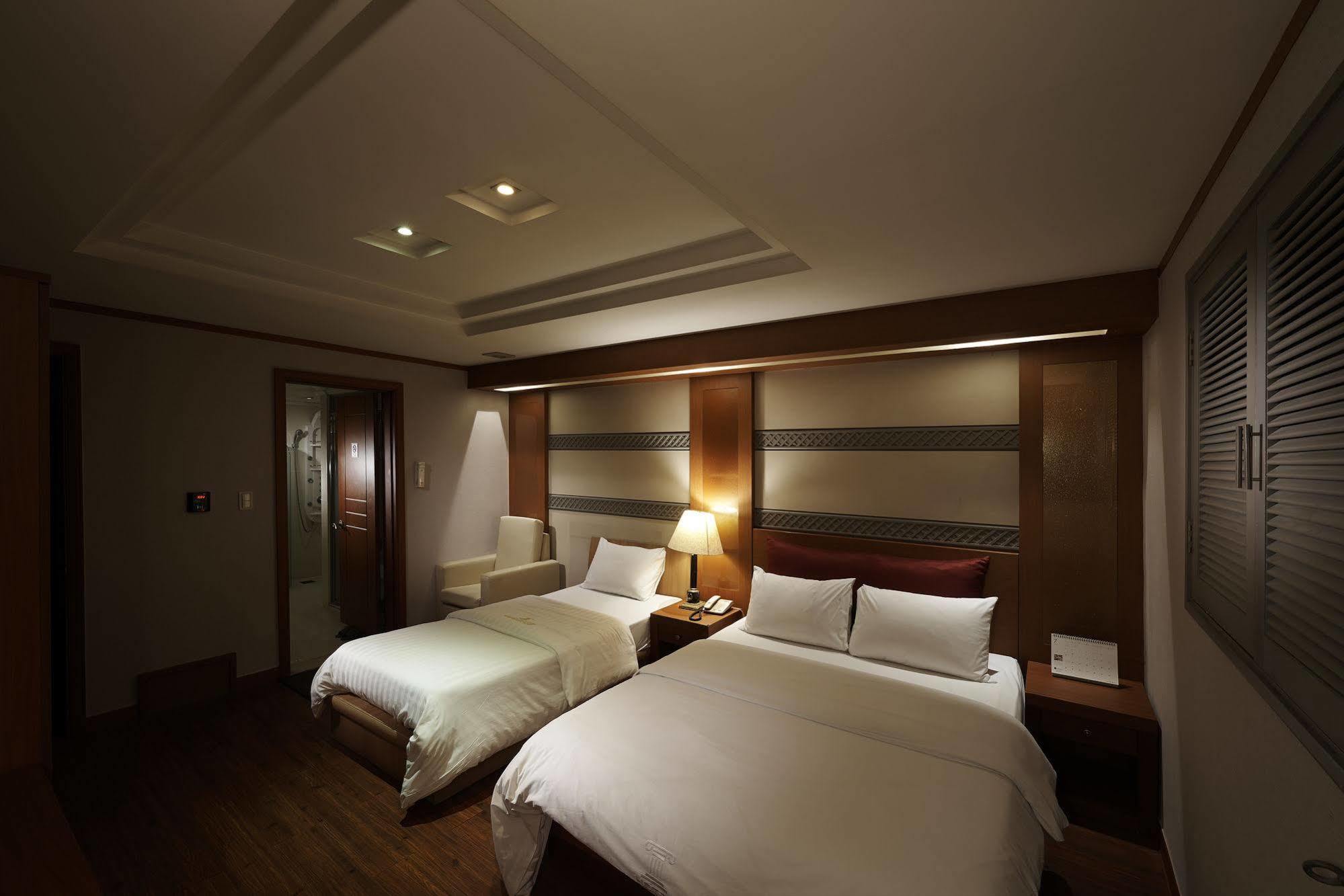 Hotel Noblesse, Yeoksam Seul Exterior foto