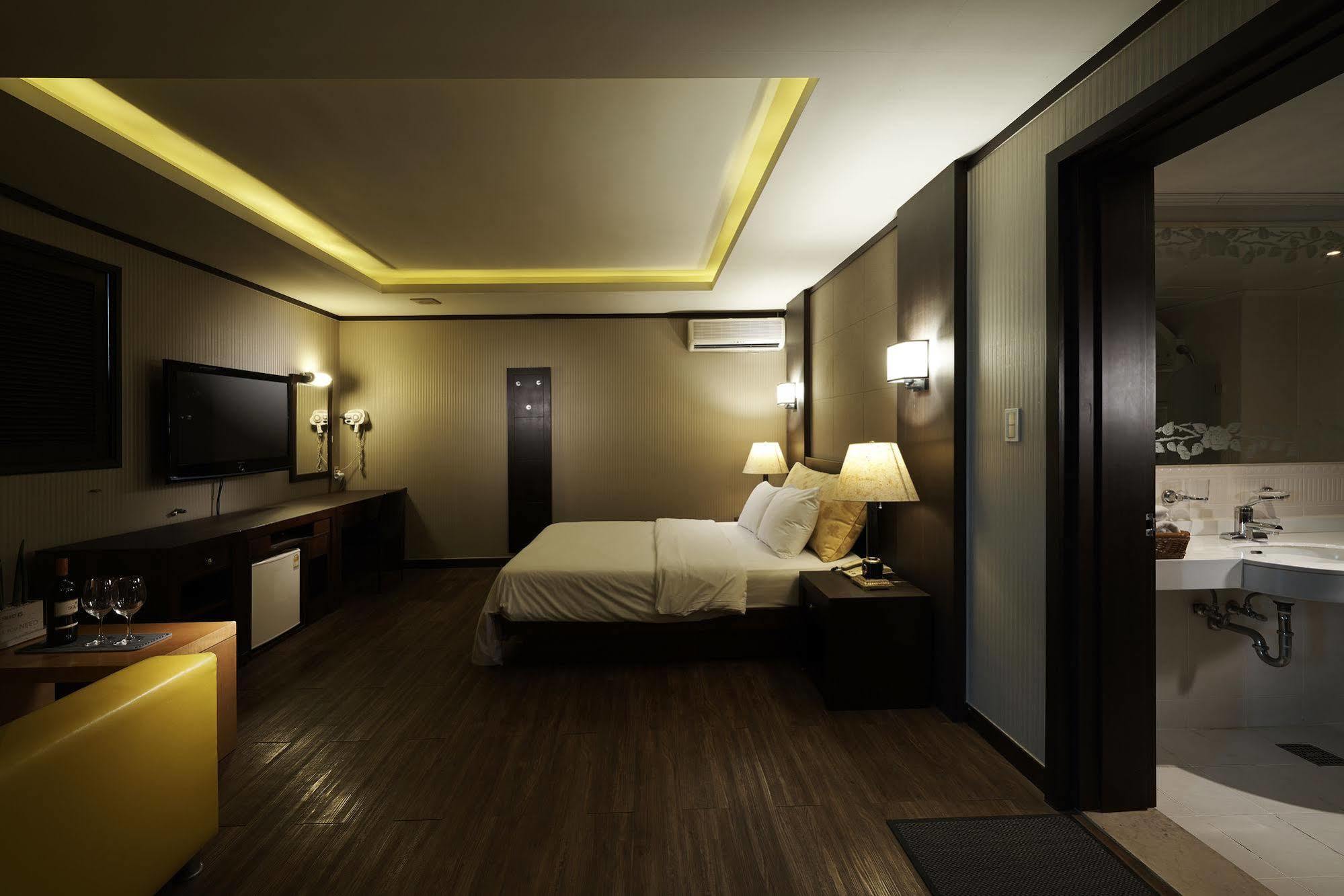 Hotel Noblesse, Yeoksam Seul Exterior foto