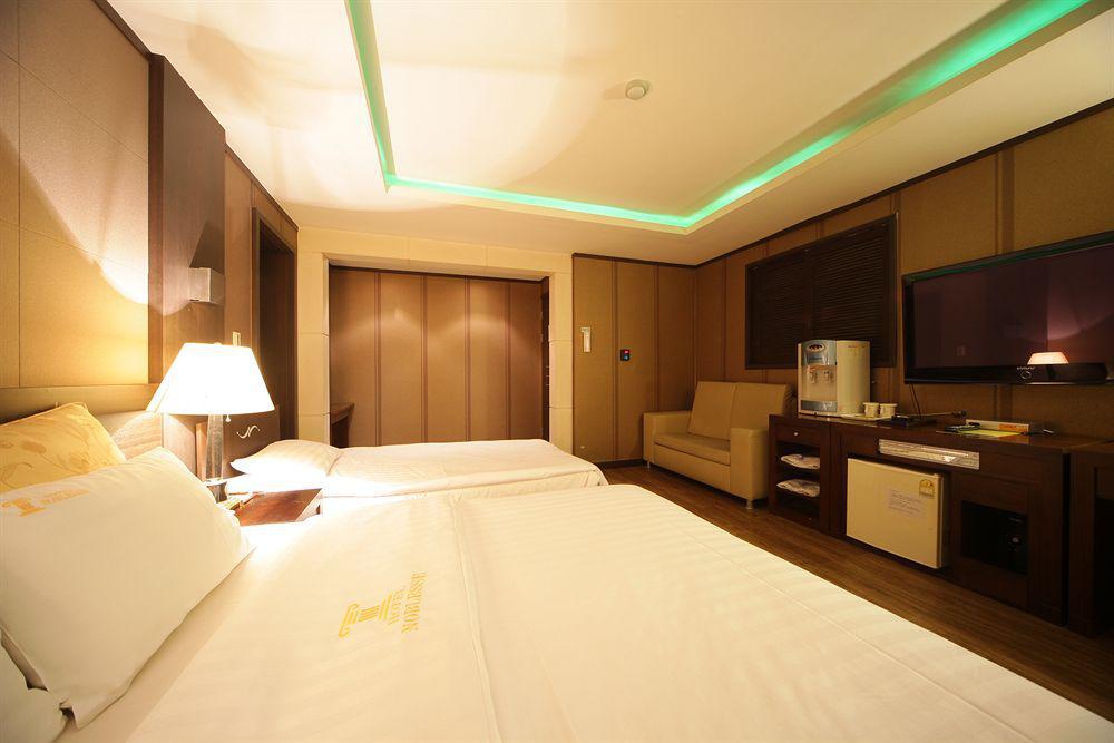 Hotel Noblesse, Yeoksam Seul Exterior foto